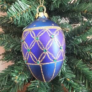 JOAN RIVERS CLASSICS COLLECTION EGG SHAPED CHRISTMAS ORNAMENT Purple Gold